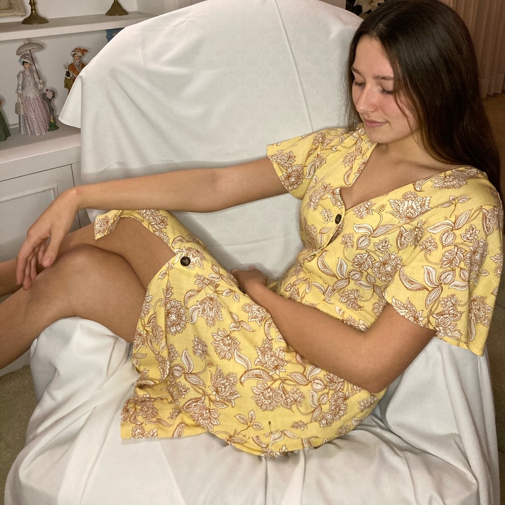 Yellow dress